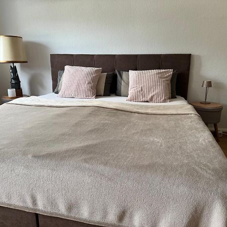 Schoene Ferienwohnung Mit Kostenlosem Parkplatz Cottbus Bagian luar foto