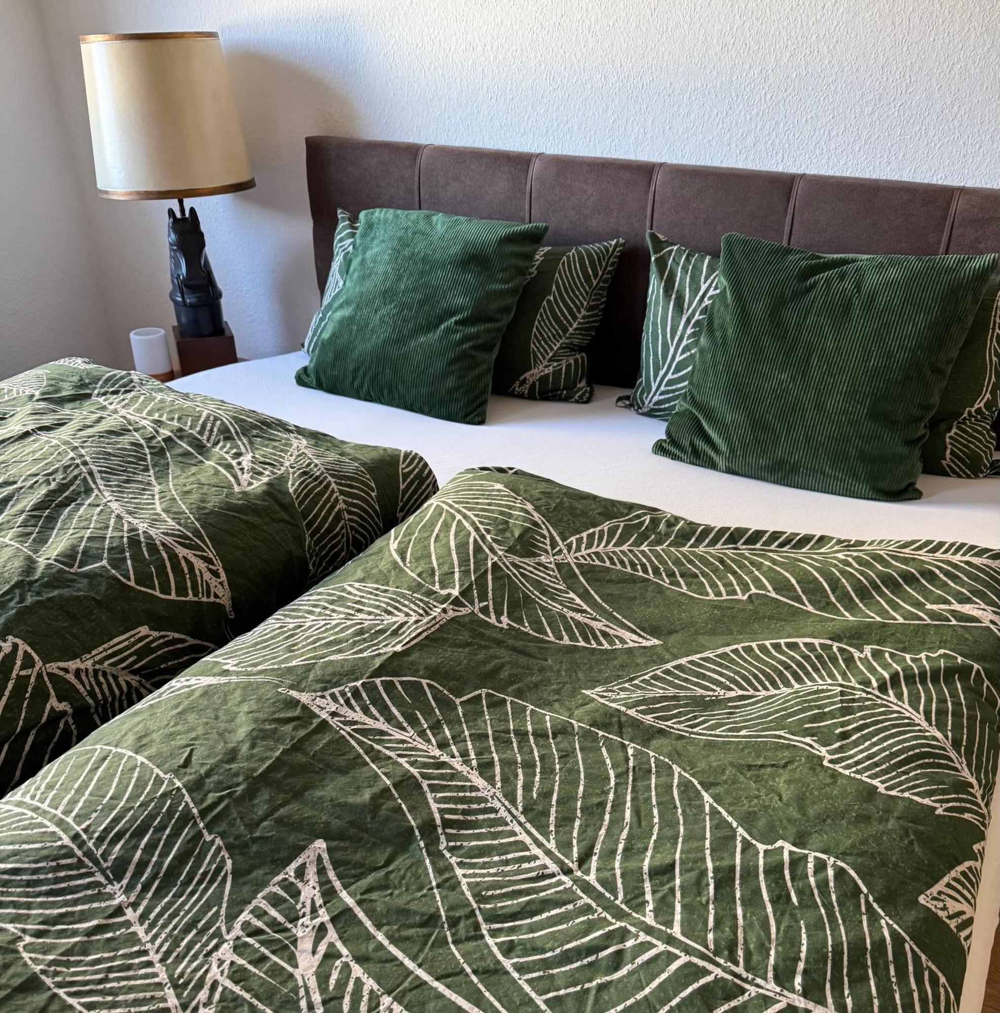Schoene Ferienwohnung Mit Kostenlosem Parkplatz Cottbus Bagian luar foto